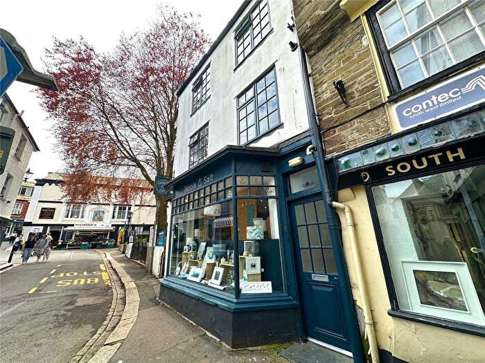 3 Bedroom Flat To Rent In South Street, Fowey, Cornwall, PL23
