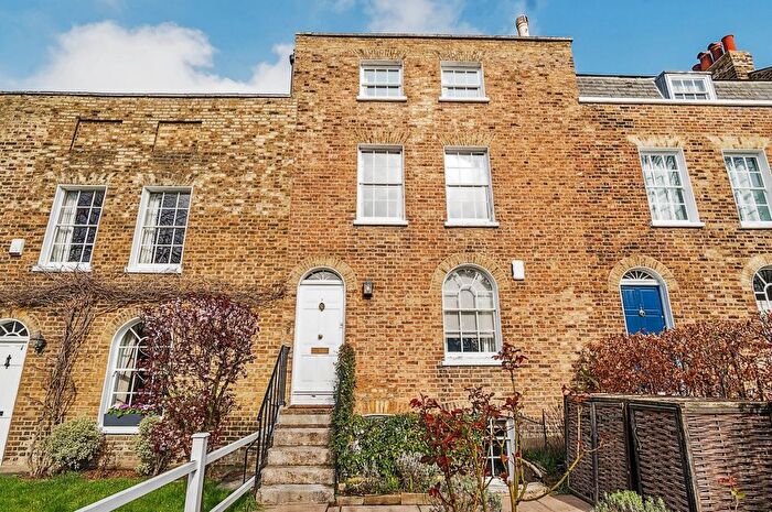 3 Bedroom Terraced House To Rent In Blackheath Park, London, SE3
