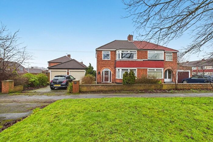 3 Bedroom Semi-Detached House For Sale In Low Lane, Middlesbrough, TS5