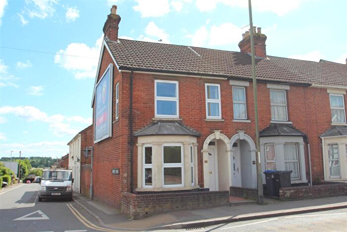 2 Bedroom End Of Terrace House For Sale In Wilton Road, Salisbury, SP2