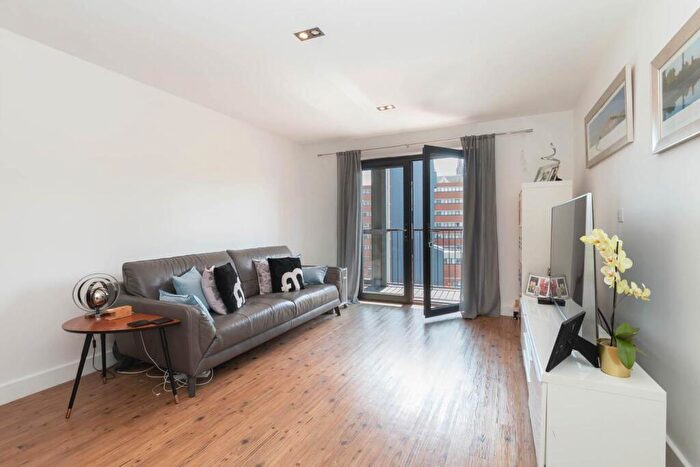 1 Bedroom Apartment To Rent In The Hub, Clive Passage, Birmingham, B4