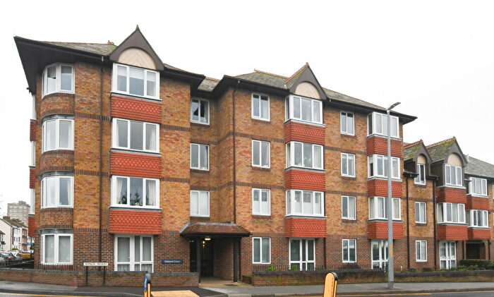 1 Bedroom Retirement Property For Sale In Kings Road, Herne Bay, Kent, CT6