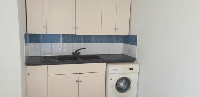 1 Bedroom Flat To Rent In Flat, The Old Mill, BD21