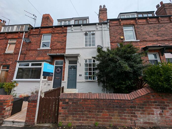 3 Bedroom Terraced House To Rent In Overdale Terrace, Leeds, West Yorkshire, LS15