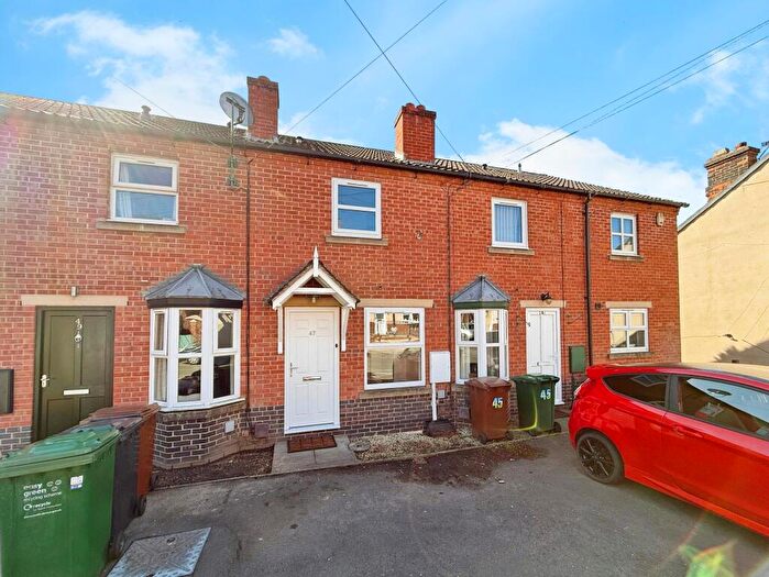2 Bedroom Terraced House To Rent In Bernard Street, Woodville, DE11