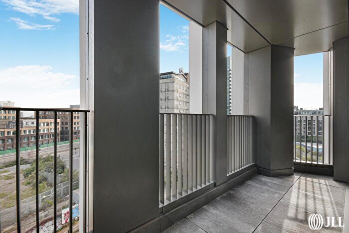 1 Bedroom Apartment To Rent In Corn House, Marshgate Lane London, E15