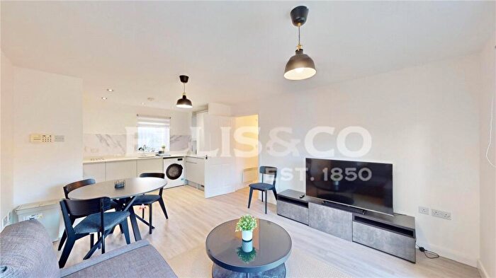 2 Bedroom Apartment To Rent In Wellspring Crescent, Wembley, HA9