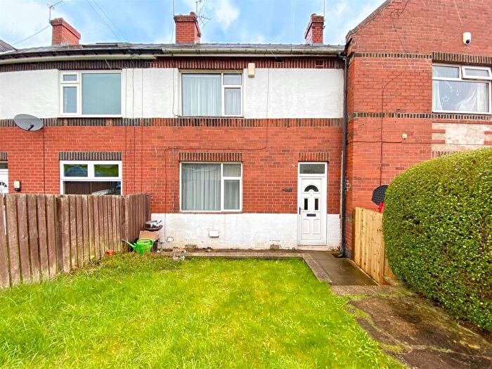 2 Bedroom Terraced House For Sale In Ovenden Close, Halifax, HX3