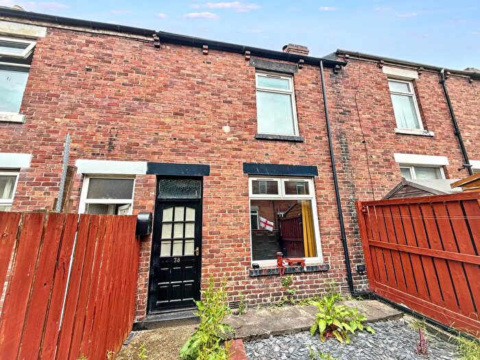 1 Bedroom Terraced House For Sale In Rose Avenue, Stanley, DH9