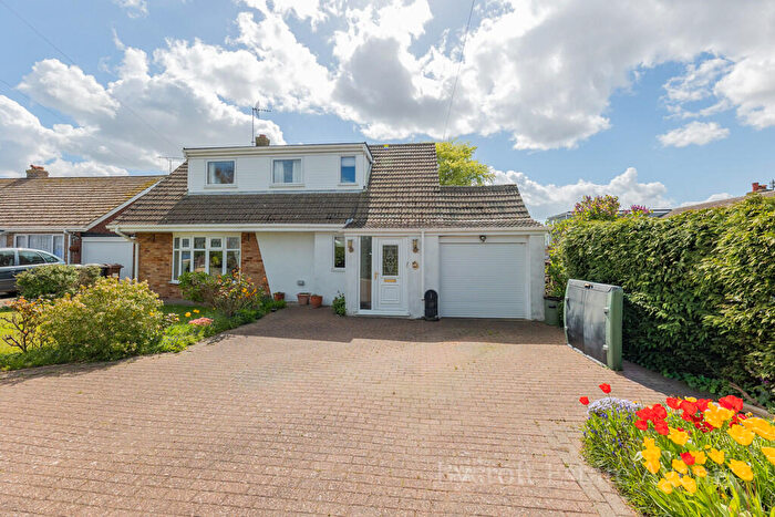 4 Bedroom Detached Bungalow For Sale In Beechwood Road, Hemsby, NR29