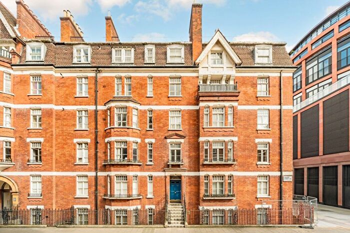 2 Bedroom Flat To Rent In Gilbert Street, Mayfair, W1K