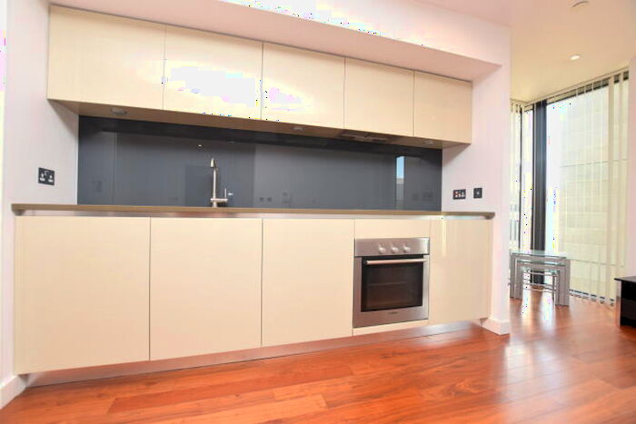 1 Bedroom Apartment To Rent In City Lofts, St Pauls Square, Sheffield, S1