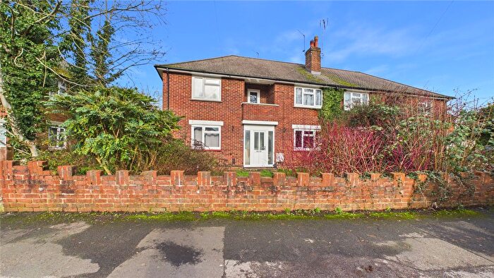 2 Bedroom Maisonette For Sale In Camberley, Surrey, GU15