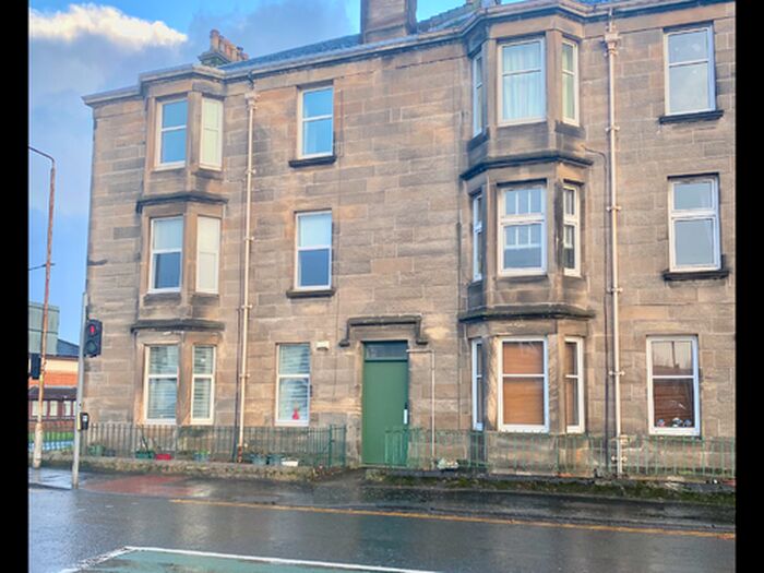 2 Bedroom Flat To Rent In Glasgow Road, Dumbarton, G82
