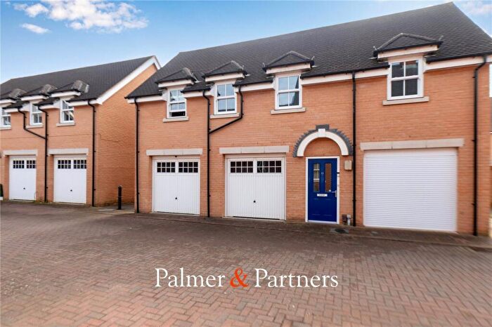 2 Bedroom Coach House To Rent In Parade Square, Colchester, Essex, CO2
