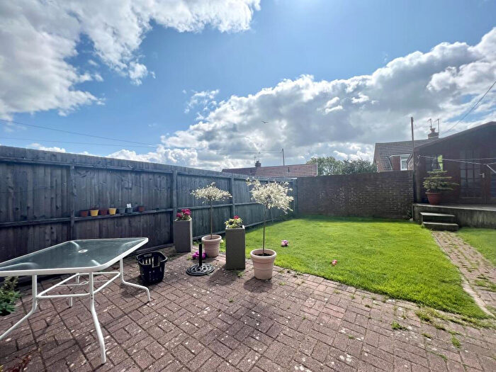 4 Bedroom Terraced House To Rent In Mannin Road, Romford, Essex, RM6