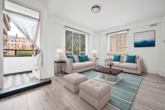 2 Bedroom Flat To Rent In John Aird Court, Paddington, W2