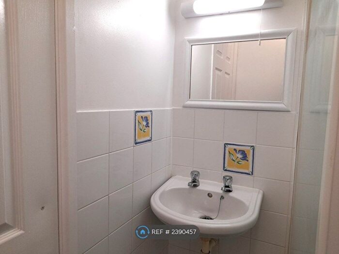 1 Bedroom Flat To Rent In Verity Crescent, Poole, BH17