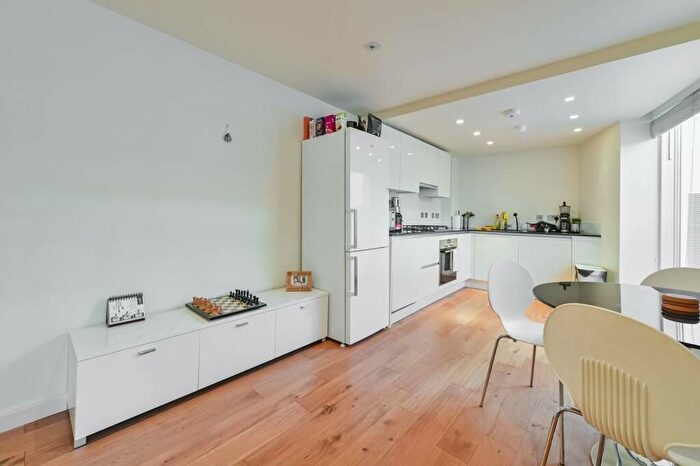 1 Bedroom Flat To Rent In Cornwall House, Allsop Place, Marylebone, London, NW1