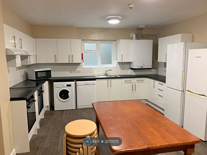 7 Bedroom Flat To Rent In Classic House, Bristol, BS1