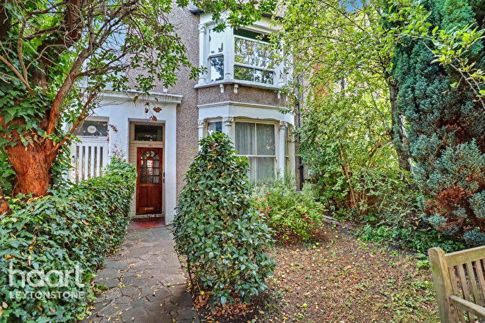 2 Bedroom Flat For Sale In Colworth Road, London, E11
