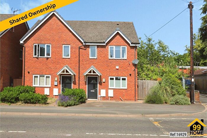 2 Bedroom Semi-detached House For Sale In Stourport Road, Worcestershire, DY11