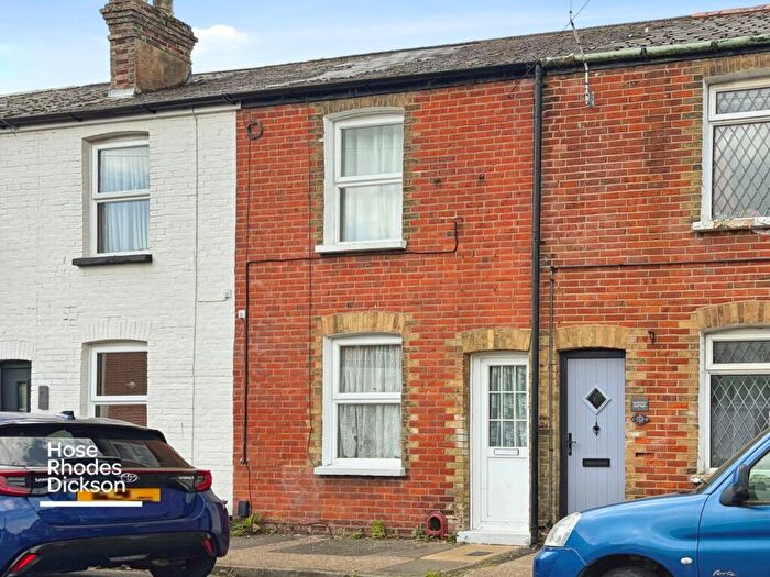 2 Bedroom Terraced House To Rent In Albert Street, Newport, PO30