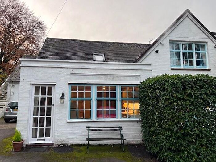 1 Bedroom Cottage To Rent In Ascot, Berkshire, SL5
