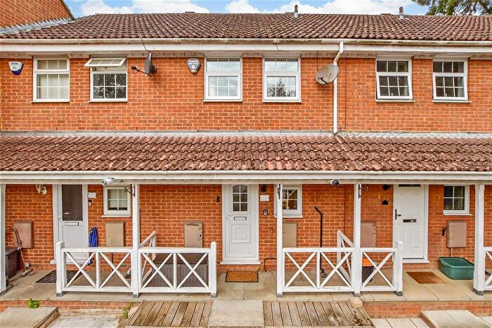 2 Bedroom Terraced House For Sale In Ditton Place, Ditton, Aylesford, Kent, ME20