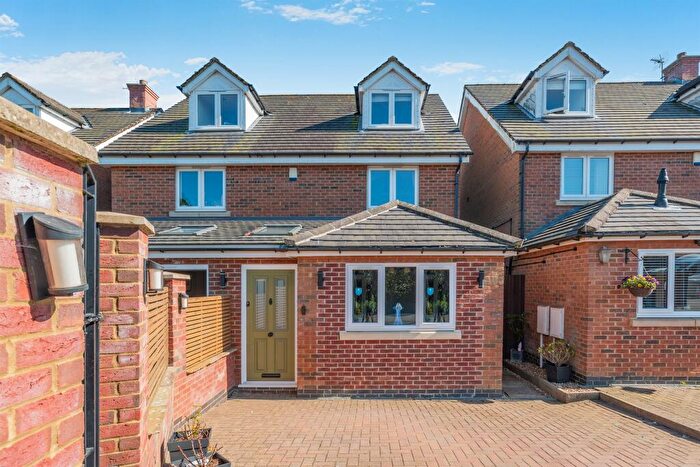 4 Bedroom Detached House For Sale In Ayston Road, Oakham, LE15