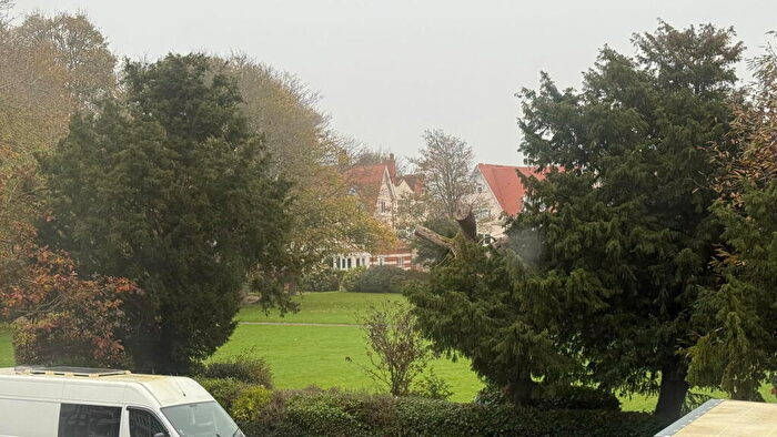 2 Bedroom Flat For Sale In Flat C, Grimston Ave, Folkestone, CT20