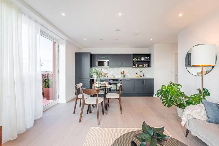 2 Bedroom Flat For Sale In Fulton Amp; Fifth, Wembley, HA9