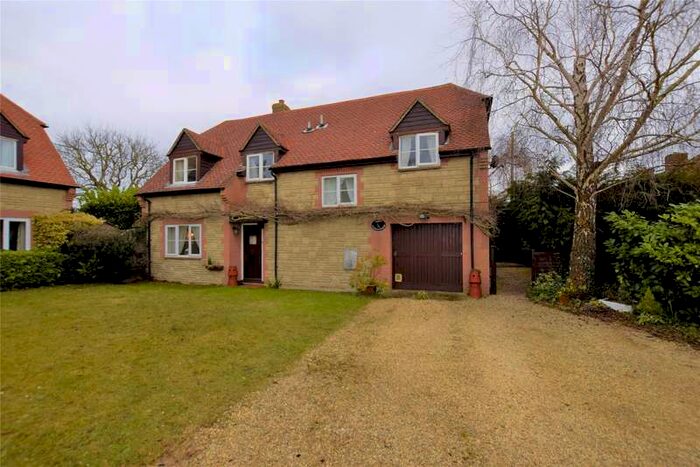 4 Bedroom Detached House For Sale In St. Christopher, Garford, Abingdon, OX13