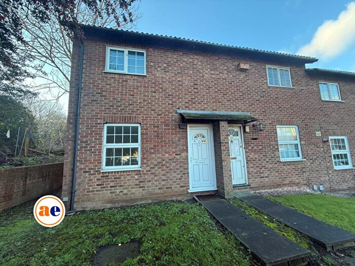 1 Bedroom Maisonette To Rent In Manorside Close, London, SE2