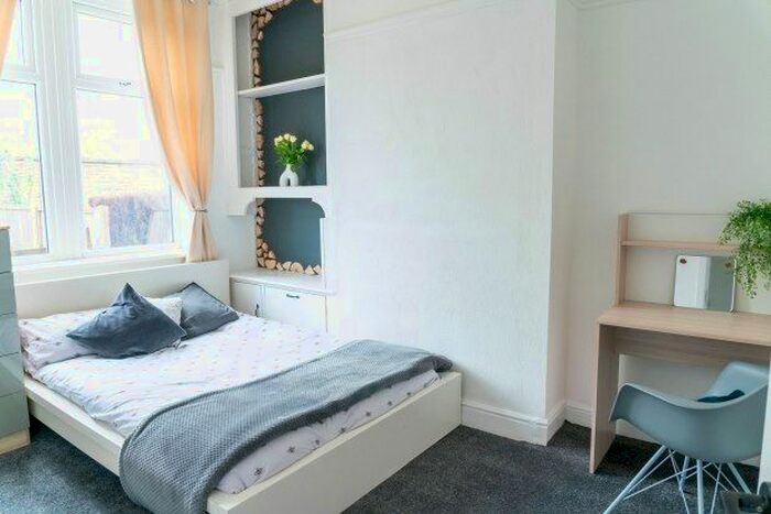 1 Bedroom Property To Rent In Hughes Street, Burnley, BB11