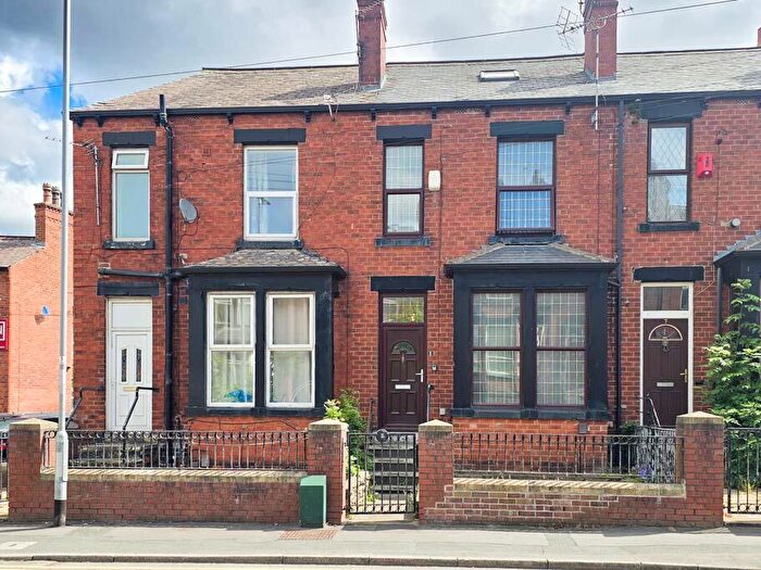 1 Bedroom Flat To Rent In Tempest Road, Beeston, Leeds, , West Yorkshire, LS11