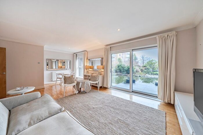 2 Bedroom Flat To Rent In Providence Square, Bermondsey, SE1