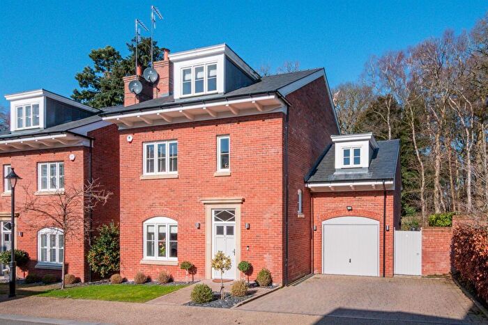 5 Bedroom Detached House For Sale In Vale Crescent, Nether Alderley, SK10