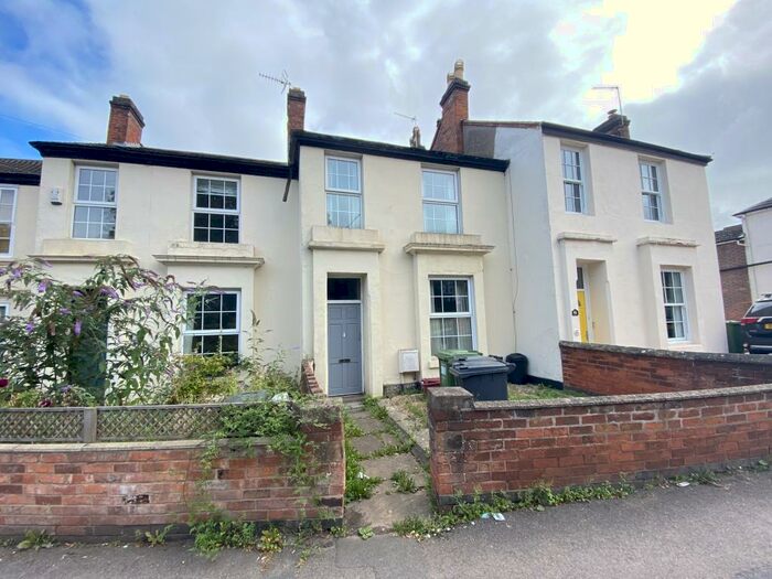 4 Bedroom Terraced House To Rent In Tachbrook Road, Leamington Spa, CV31