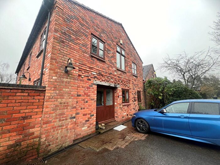 3 Bedroom Barn Conversion To Rent In The Granary, Lilley Green Road, B48
