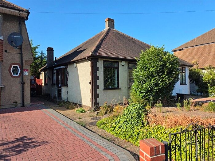 2 Bedroom Semi Detached Bungalow For Sale In Mossford Lane, Ilford, IG6