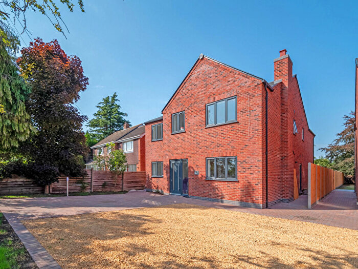 4 Bedroom Detached House For Sale In Coventry Road, Thurlaston, Rugby Warwickshire, CV23