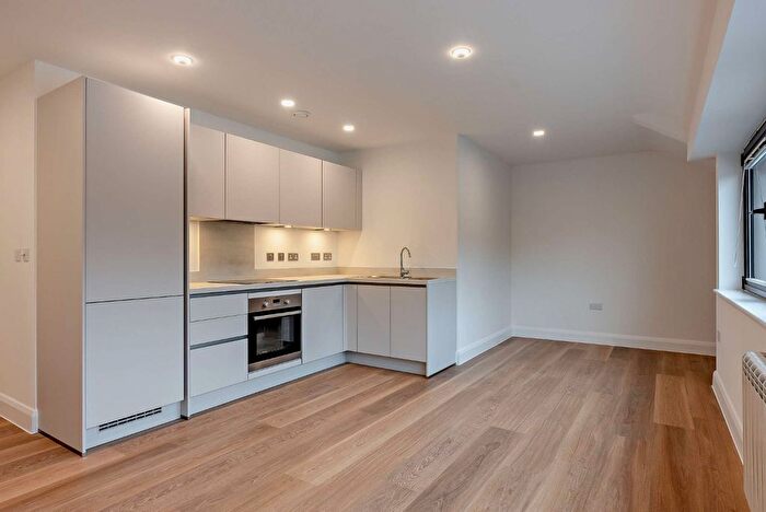 2 Bedroom Flat To Rent In Pegasus Way, Haddenham, HP17