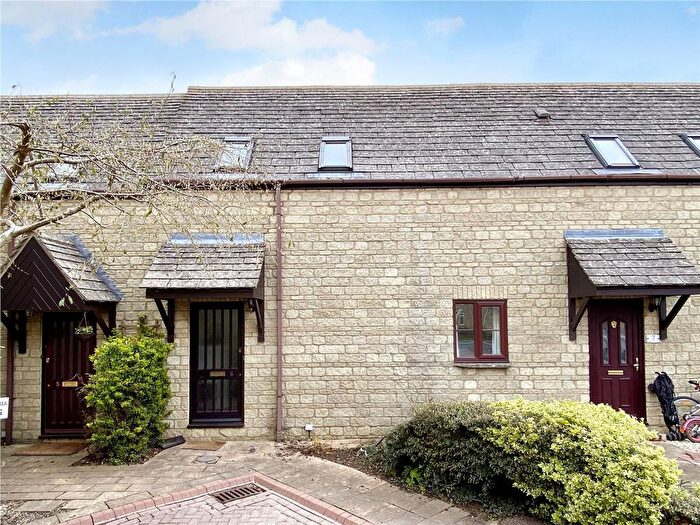 2 Bedroom Terraced House For Sale In Coxwell Road, Faringdon, SN7
