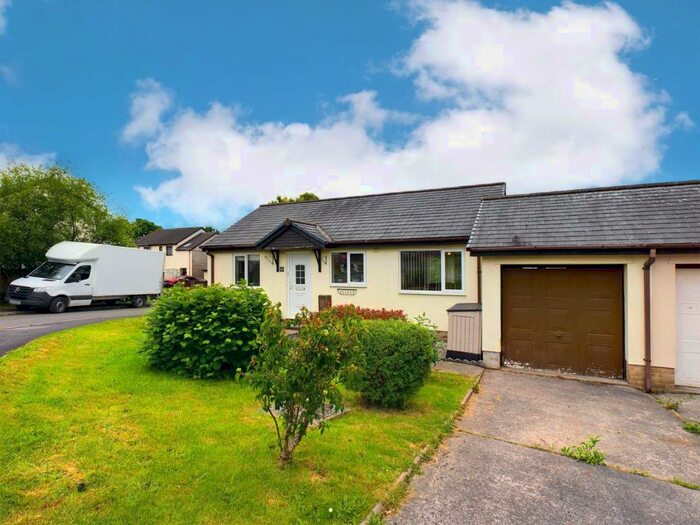 2 Bedroom Bungalow For Sale In Hatherleigh, Okehampton, EX20