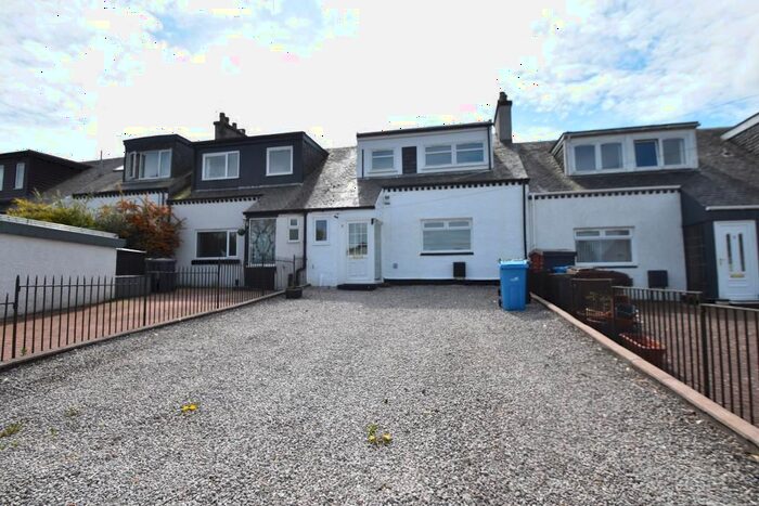 3 Bedroom Terraced House For Sale In Mafeking Terrace, Neilston, G78