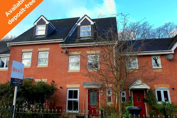 3 Bedroom Detached House To Rent In Rowan Close, Whiteley, Fareham, Hampshire, PO15