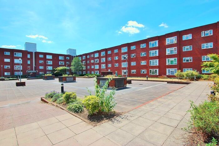 2 Bedroom Apartment To Rent In Onslow Street, GU1