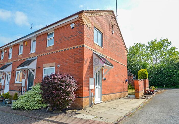 2 Bedroom End Of Terrace House For Sale In Deepwell Avenue, Halfway, Sheffield, S20