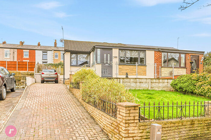 2 Bedroom Bungalow For Sale In Pilsworth Road, Heywood, OL10